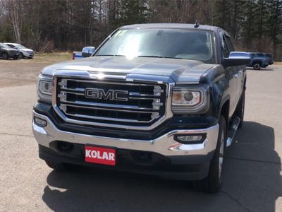 2017 GMC Sierra 1500 — rear three-quarter view