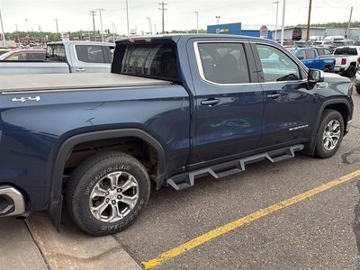 2022 GMC Sierra 1500 — rear three-quarter view