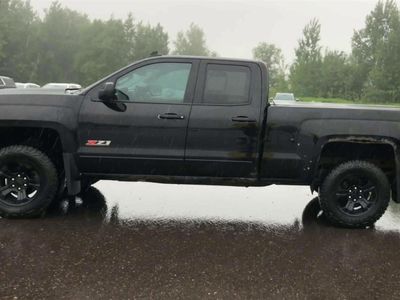 2016 Chevrolet Silverado 1500 — detail view