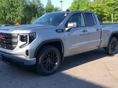 2023 GMC Sierra 1500 — interior view