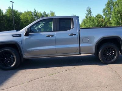2023 GMC Sierra 1500 — detail view