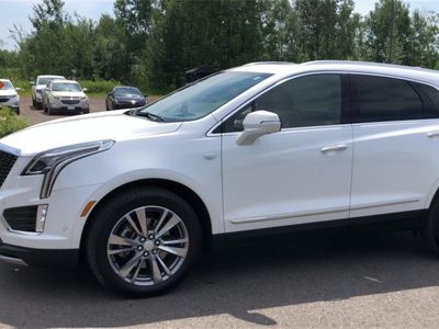 2025 Cadillac XT5 — interior view