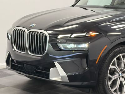 2026 BMW X7 — side profile view