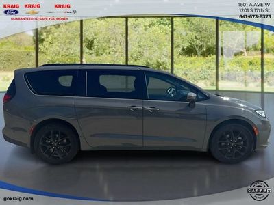 2023 Chrysler Pacifica — interior view