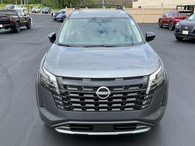 2026 Nissan Pathfinder — side profile view