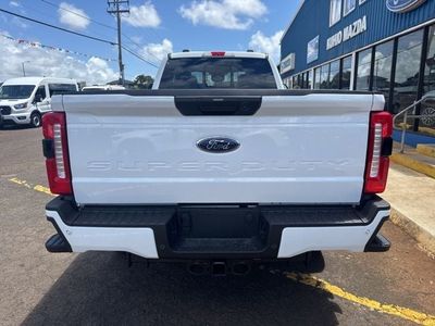 2025 Ford F-250SD — interior view