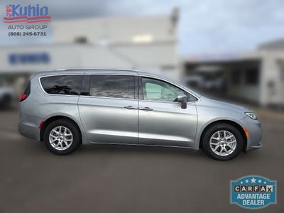 2021 Chrysler Pacifica — side profile view