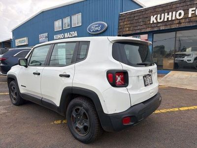 2019 Jeep Renegade — rear three-quarter view