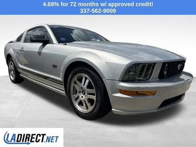 2005 Ford Mustang — interior view