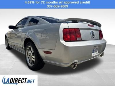 2005 Ford Mustang — detail view