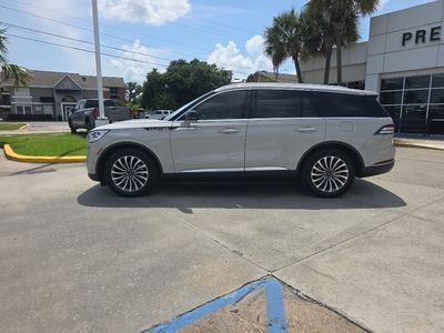 2023 Lincoln Aviator — side profile view