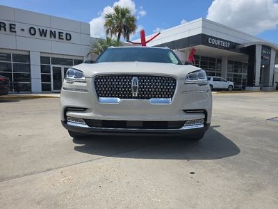 2023 Lincoln Aviator — detail view