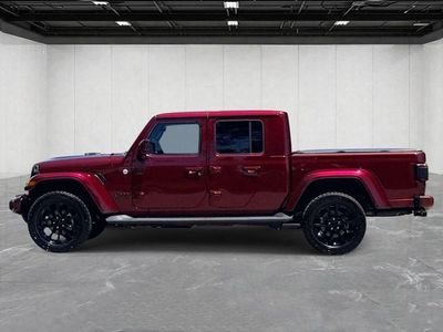 2021 Jeep Gladiator — side profile view