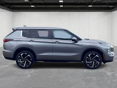 2024 Mitsubishi Outlander — interior view