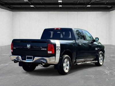 2016 RAM 1500 — detail view