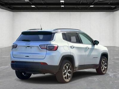 2025 Jeep Compass — detail view