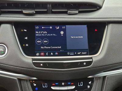2026 Cadillac XT5 — detail view