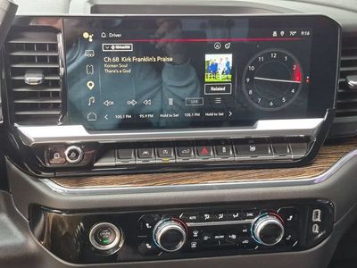 2023 GMC Sierra 1500 — detail view