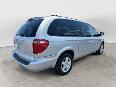 2007 Dodge Grand Caravan — detail view