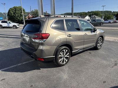 2020 Subaru Forester — detail view