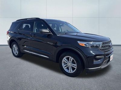 2022 Ford Explorer — side profile view