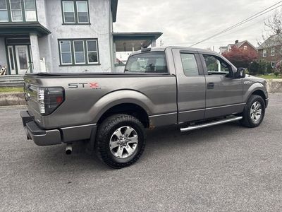 2013 Ford F-150 — interior view