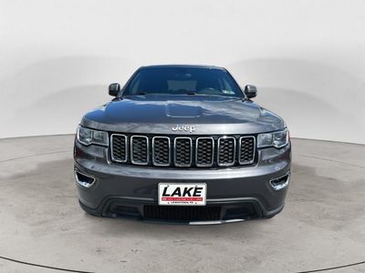 2018 Jeep Grand Cherokee — side profile view