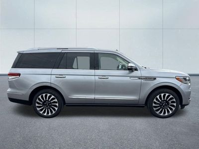 2023 Lincoln Navigator — interior view