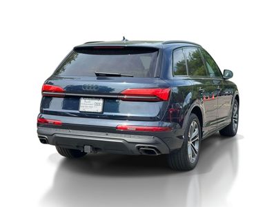 2025 Audi Q7 — interior view