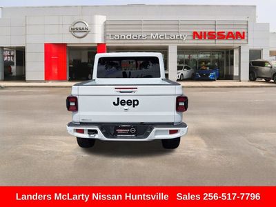 2023 Jeep Gladiator — detail view