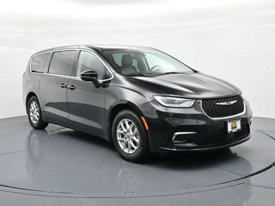 2023 Chrysler Pacifica — interior view