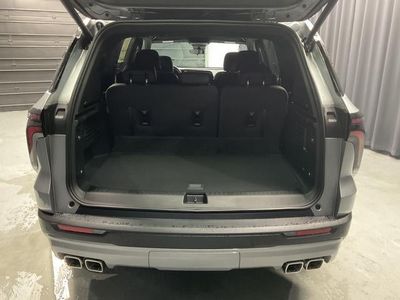 2026 Chevrolet Traverse — detail view