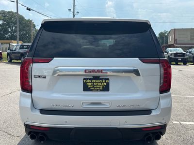 2023 GMC Yukon — detail view