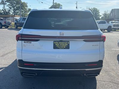 2025 Buick Enclave — detail view