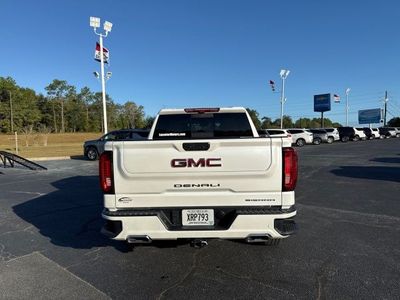 2024 GMC Sierra 1500 — interior view