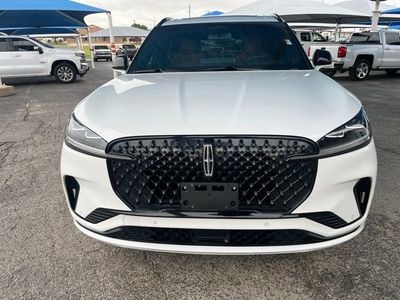 2025 Lincoln Aviator — side profile view