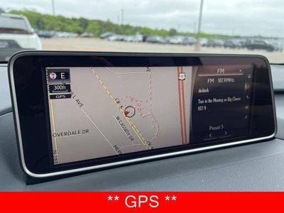 2017 Lexus RX — detail view