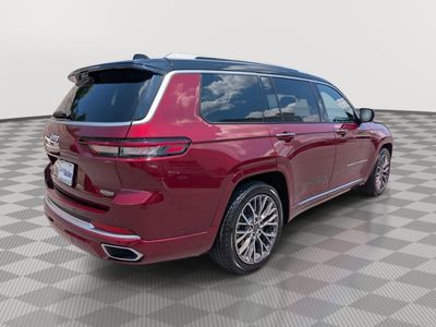 2024 Jeep Grand Cherokee L — detail view