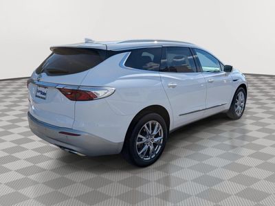 2023 Buick Enclave — detail view