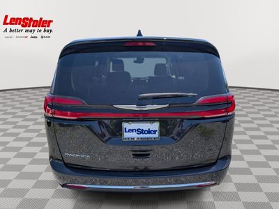 2023 Chrysler Pacifica — interior view