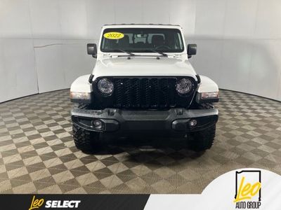 2022 Jeep Gladiator — side profile view