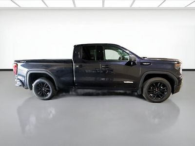 2023 GMC Sierra 1500 — detail view