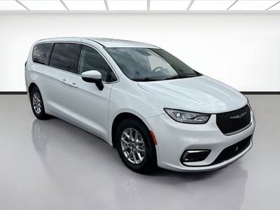 2023 Chrysler Pacifica — interior view