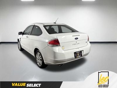 2008 Ford Focus — interior view