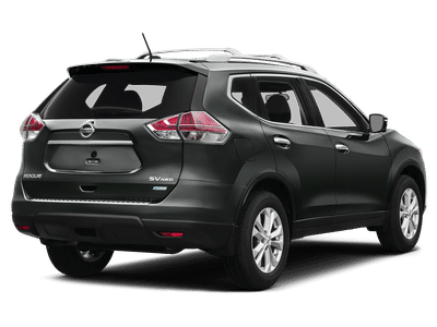 2015 Nissan Rogue — rear three-quarter view