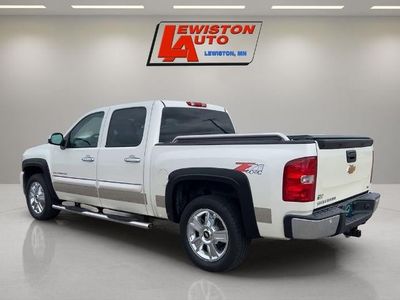 2013 Chevrolet Silverado 1500 — rear three-quarter view