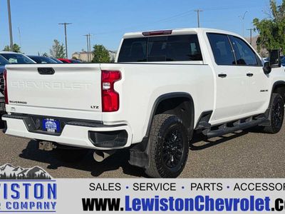 2022 Chevrolet Silverado 3500 HD — detail view