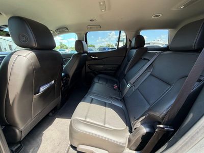 2023 GMC Acadia — detail view