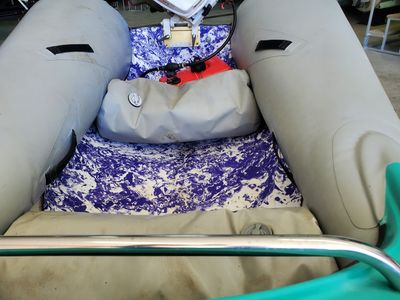 1994 P.S. MARINE WILDTHING INFLATABLE — detail view