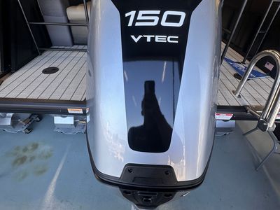 2026 VIAGGIO LAGO V22S TRITOON - Photo 10